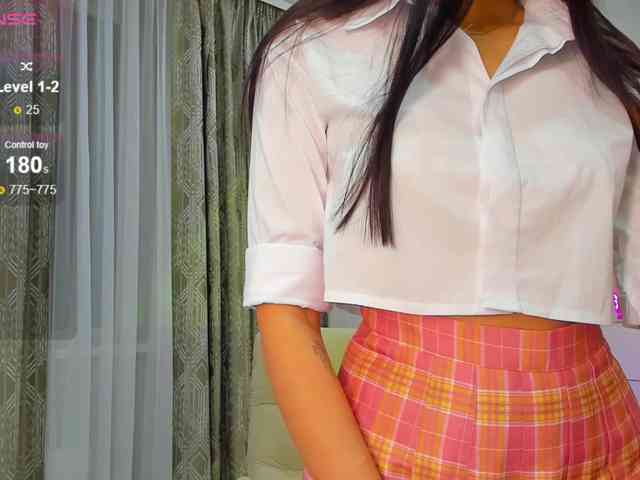 chloe-girl-fantasy webcam