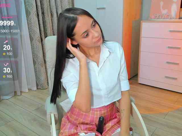 chloe-girl-fantasy webcam