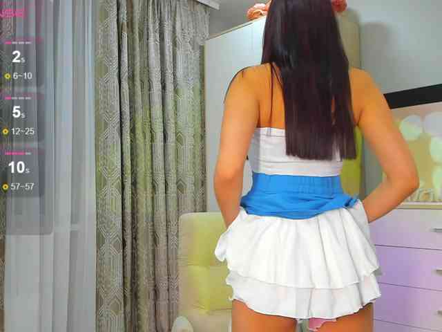 chloe-girl-fantasy webcam