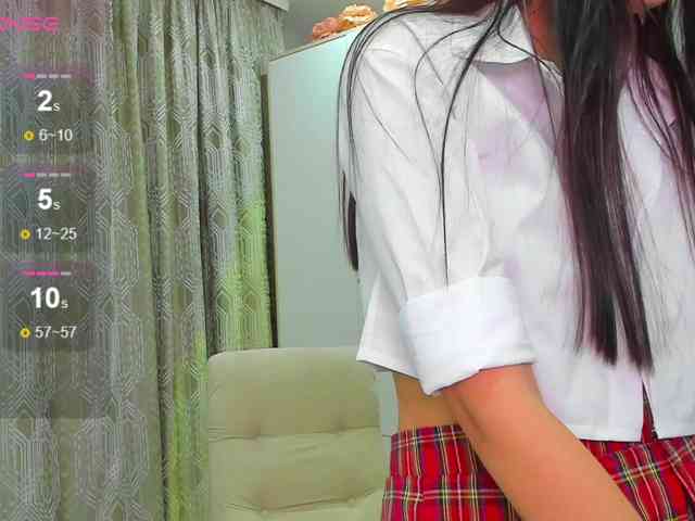 chloe-girl-fantasy webcam