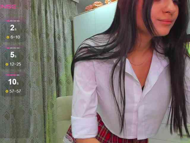 chloe-girl-fantasy webcam