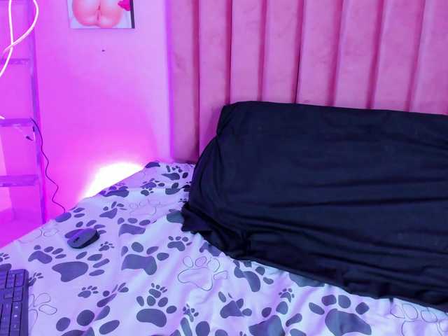 Princesss-Lili's BongaCams show and profile