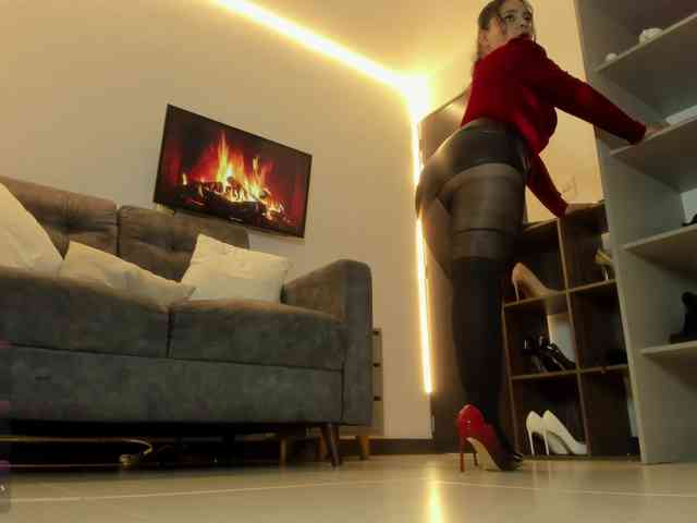 JelenaNoura Live Webcam on BongaCams