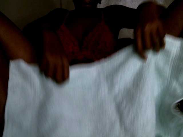 BlushAndMoan's BongaCams show and profile