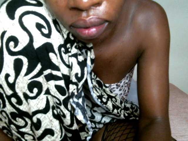 BlushAndMoan's BongaCams show and profile