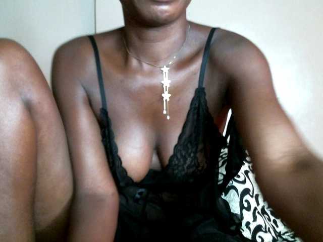 BlushAndMoan's BongaCams show and profile