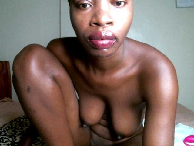 BlushAndMoan's BongaCams show and profile