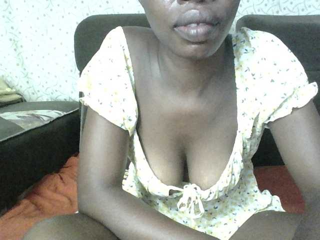 BlushAndMoan's BongaCams show and profile