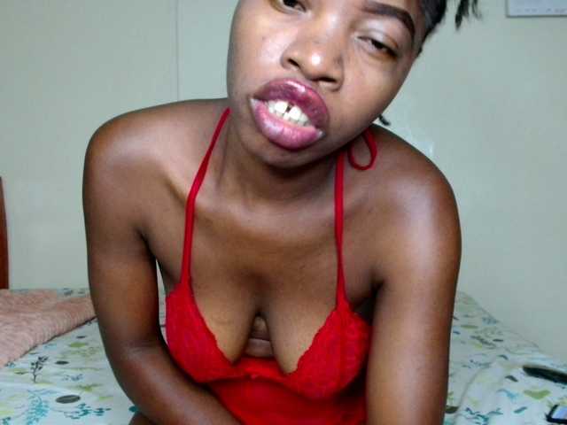 BlushAndMoan's BongaCams show and profile