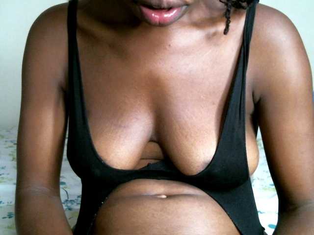 BlushAndMoan's BongaCams show and profile