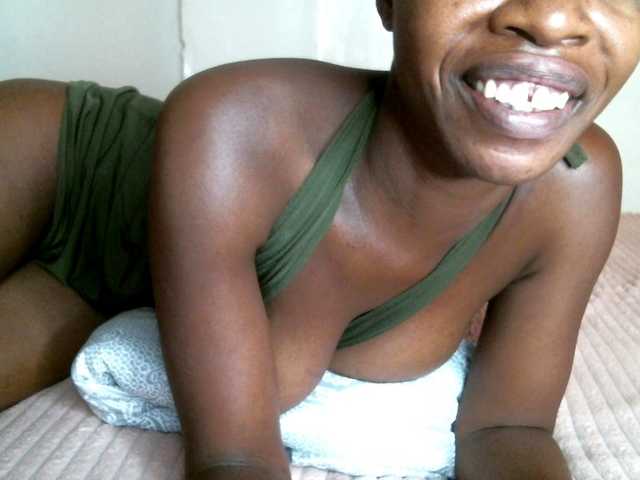 BlushAndMoan's BongaCams show and profile