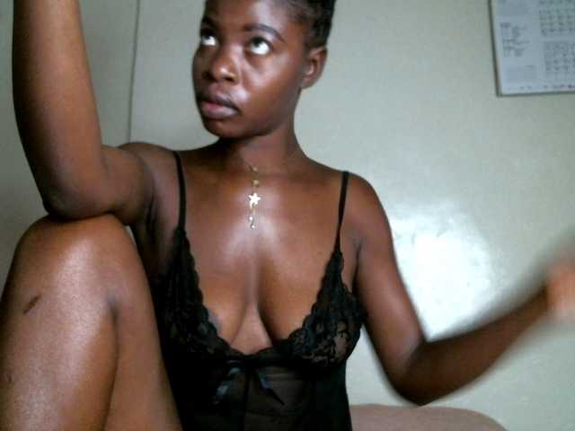 BlushAndMoan's BongaCams show and profile