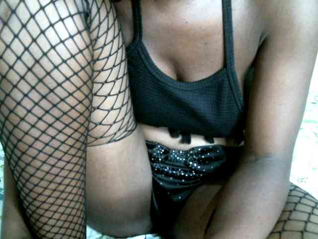 BlushAndMoan BlushAndMoan