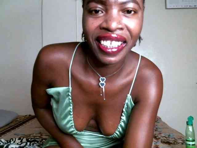 BlushAndMoan BlushAndMoan