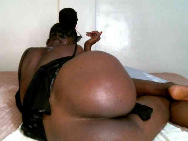 BlushAndMoan BlushAndMoan