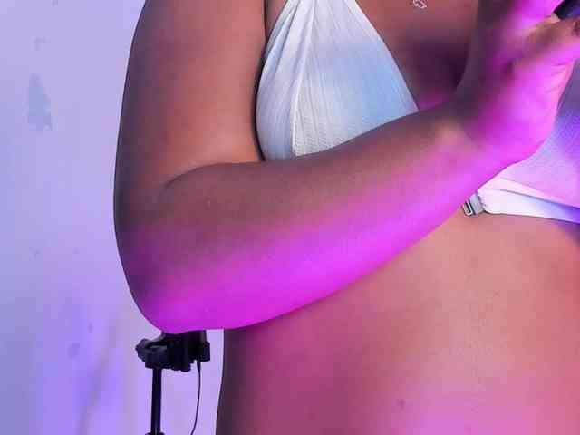 TalianaNewton webcam