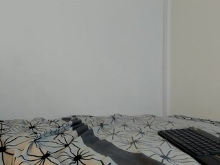 hennyKitty Porn Show