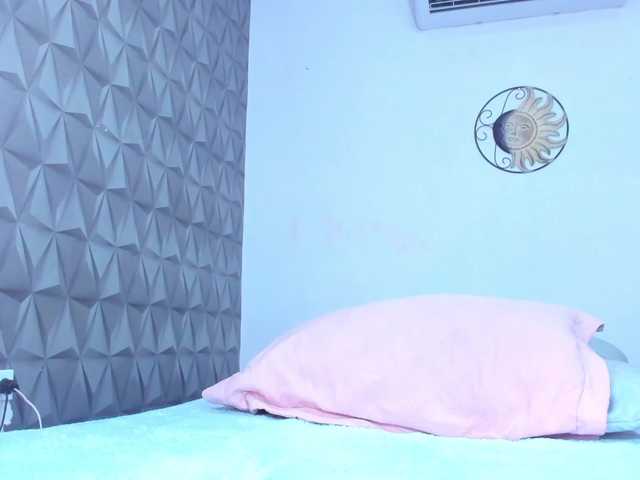 hennyKitty from BongaCams is Freechat