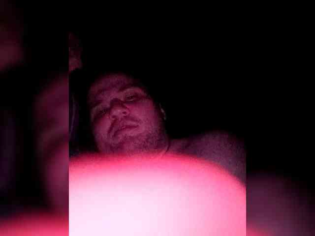 valerijglushkov Live Webcam on BongaCams