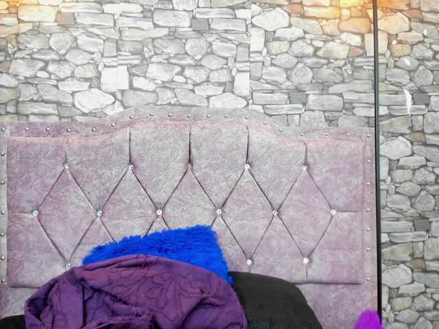 lemonade-pink's BongaCams show and profile