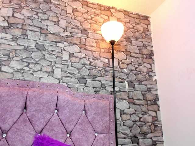 lemonade-pink's BongaCams show and profile