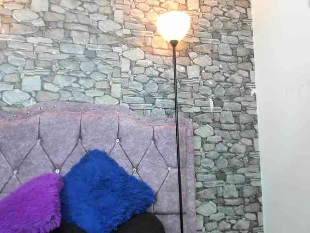 lemonade-pink webcam