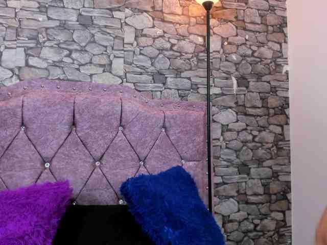 lemonade-pink webcam