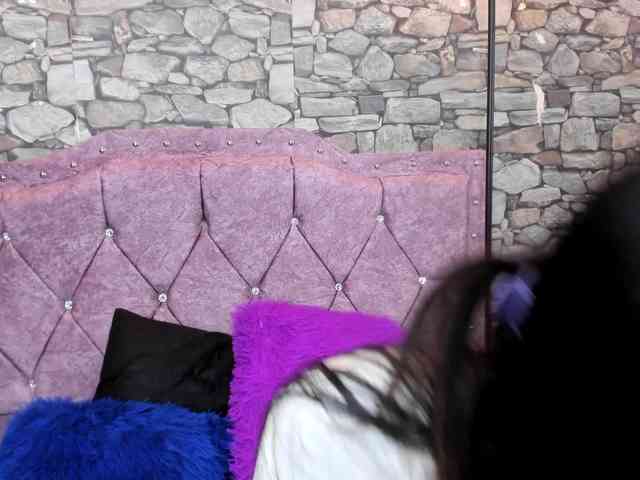 lemonade-pink webcam