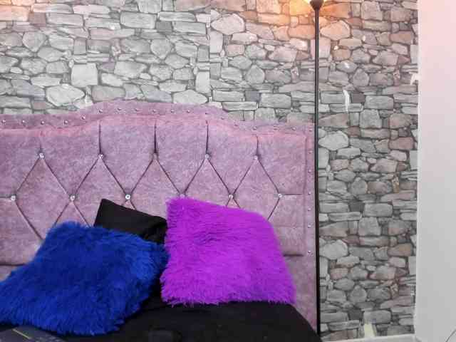 lemonade-pink webcam