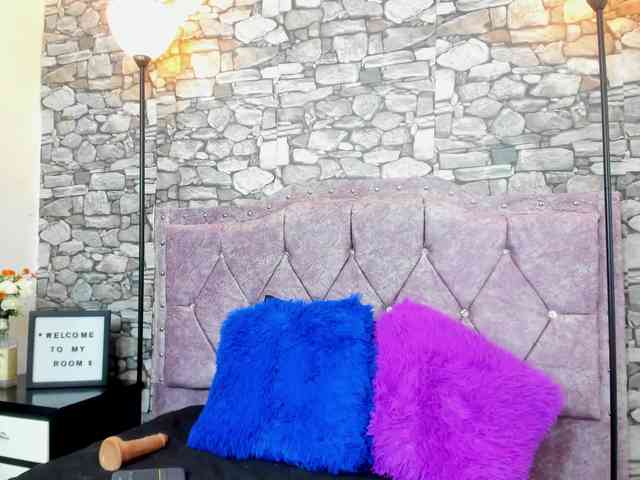 lemonade-pink webcam