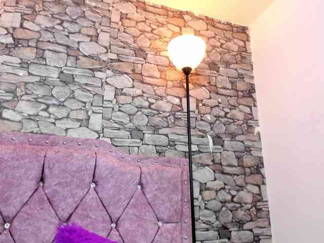 lemonade-pink webcam