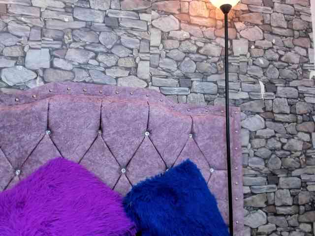 lemonade-pink webcam