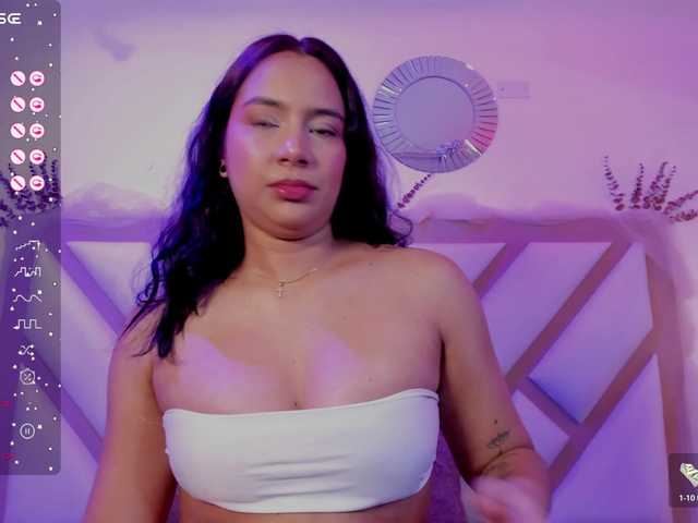 Alexxa-Carter's BongaCams show and profile