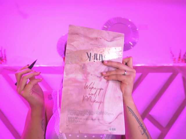 Alexxa-Carter's BongaCams show and profile