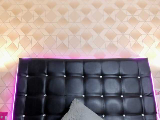 Alexxa-Carter's BongaCams show and profile