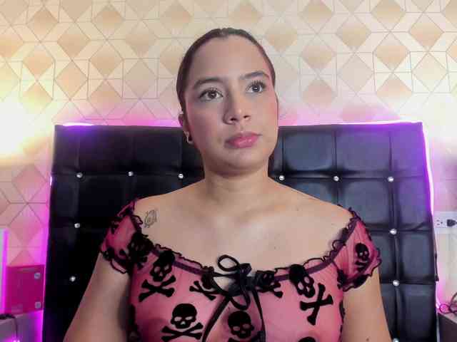 Alexxa-Carter Alexxa-Carter