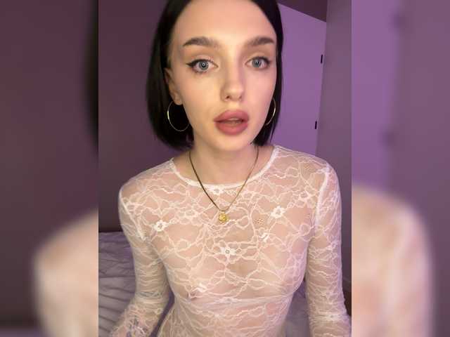 Mery021's BongaCams show and profile