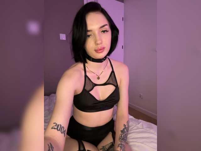 Mery021's BongaCams show and profile