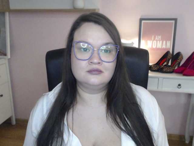 HollyDanceSoul live room