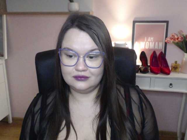 HollyDanceSoul live room