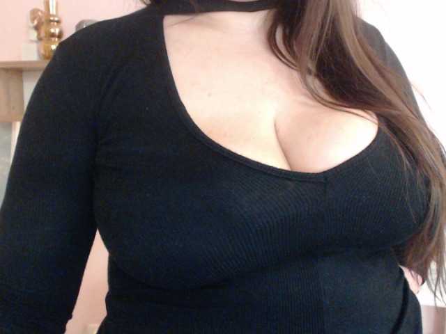 HollyDanceSoul live room