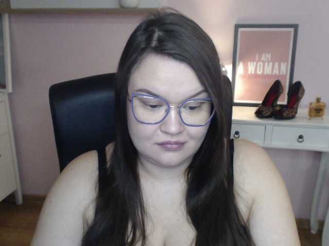 HollyDanceSoul from BongaCams is Freechat