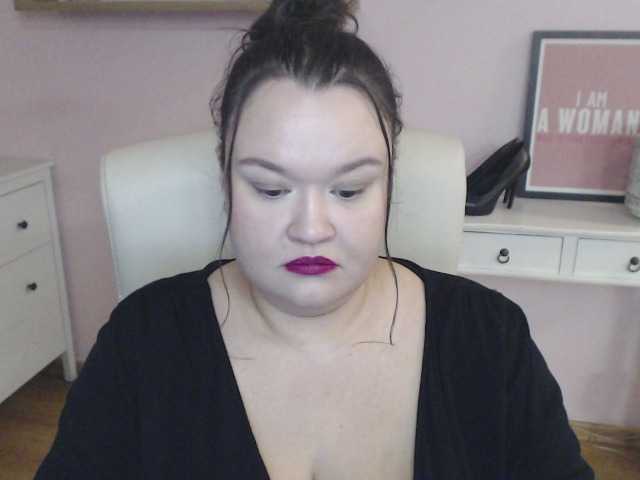 HollyDanceSoul webcam bongacams model stream image