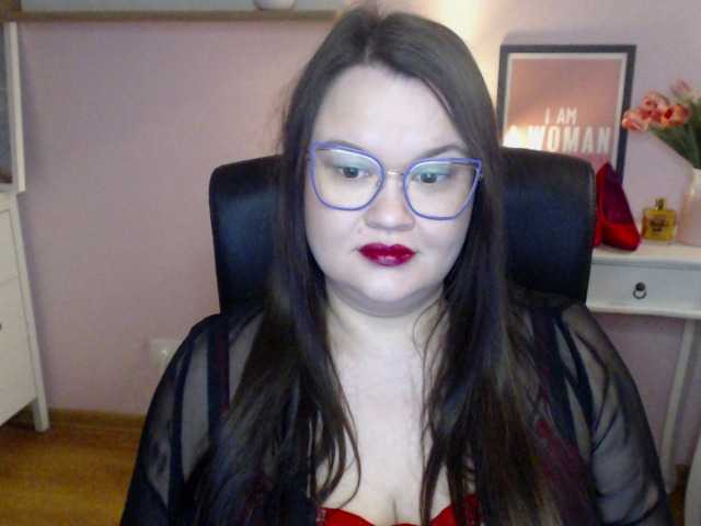 HollyDanceSoul live room