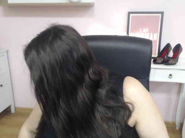 HollyDanceSoul webcam