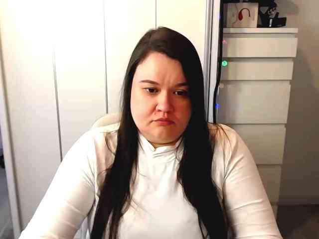 HollyDanceSoul webcam