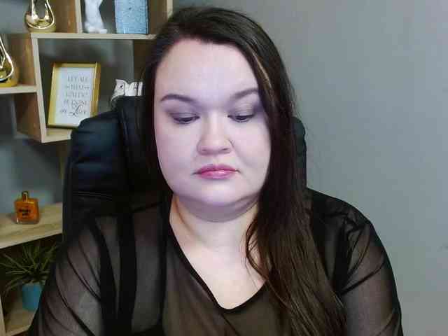 HollyDanceSoul webcam