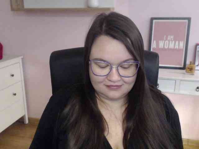 HollyDanceSoul webcam