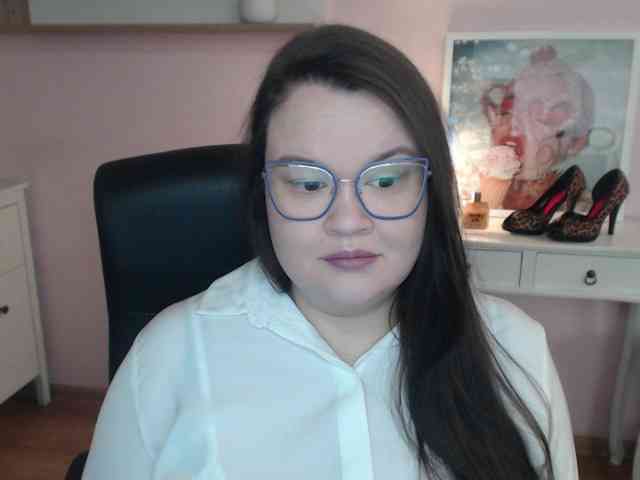 HollyDanceSoul webcam