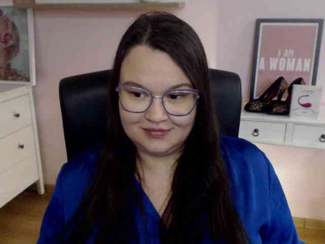 HollyDanceSoul webcam